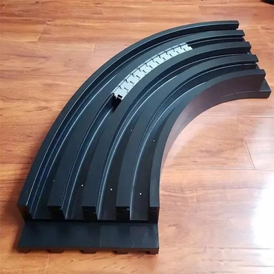 تخصيص منحنى البولي إيثيلين المغناطيسي منحنى UHMWPE سلسلة دليل المسار السكك الحديدية