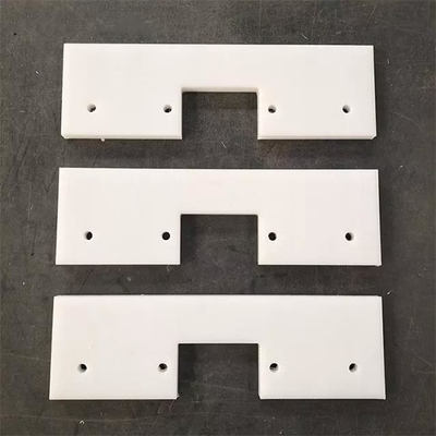 قطع غيار الآلات البلاستيكية UHMWPE Drag Conveyor Flight Pad Slippery Scraper