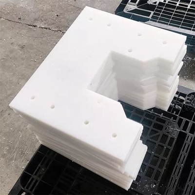 قطع غيار الآلات البلاستيكية UHMWPE Drag Conveyor Flight Pad Slippery Scraper