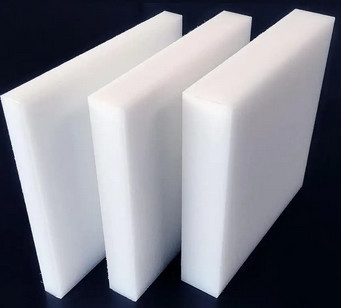 ورق بلاستيكي مقاوم لدرجات حرارة منخفضة uhmw pe board للمسطح الوقائي من الأرض
